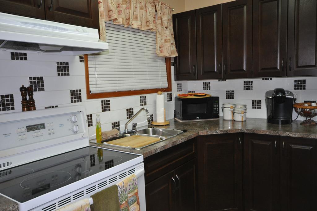 Garden House Hotel กูร์เตอเนย์ ภายนอก รูปภาพ
