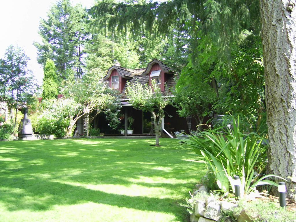Garden House Hotel กูร์เตอเนย์ ภายนอก รูปภาพ